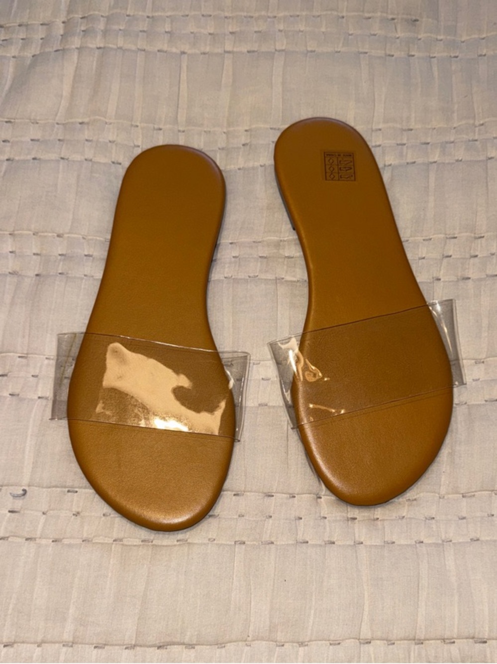 Women’s Clear Strap Slide Sandals in Tan